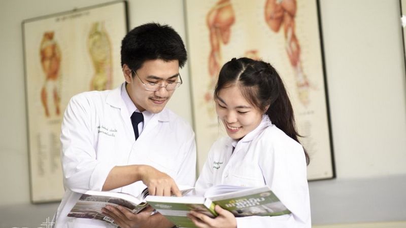 คณะแพทย์ตะวันออก เปิดรับสมัครนักศึกษาใหม่ประจำปีการศึกษา 2566 ตั้งแต่วันที่ 20  กรกฎาคม  2565  ถึงวันที 30 มิถุนายน  2566