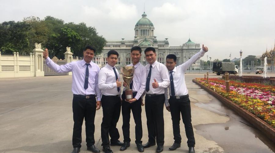 นักศึกษา คณะวิศวกรรมศาสตร์ วิทยาลัยเชียงราย รับพระราชทานถ้วยรางวัลชนะเลิศ การแข่งขัน