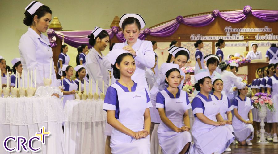 LIVE พีธีมอบหมวกและเข็ม นักศึกษาพยาบาลชั้นปีที่ 2