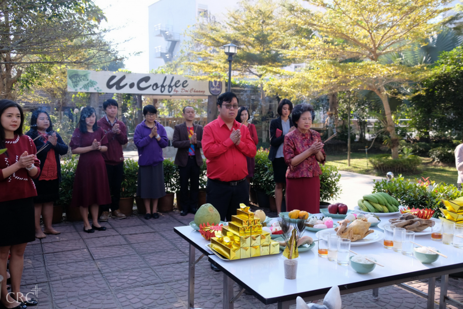 พิธีีไหว้วันตรุษจีน