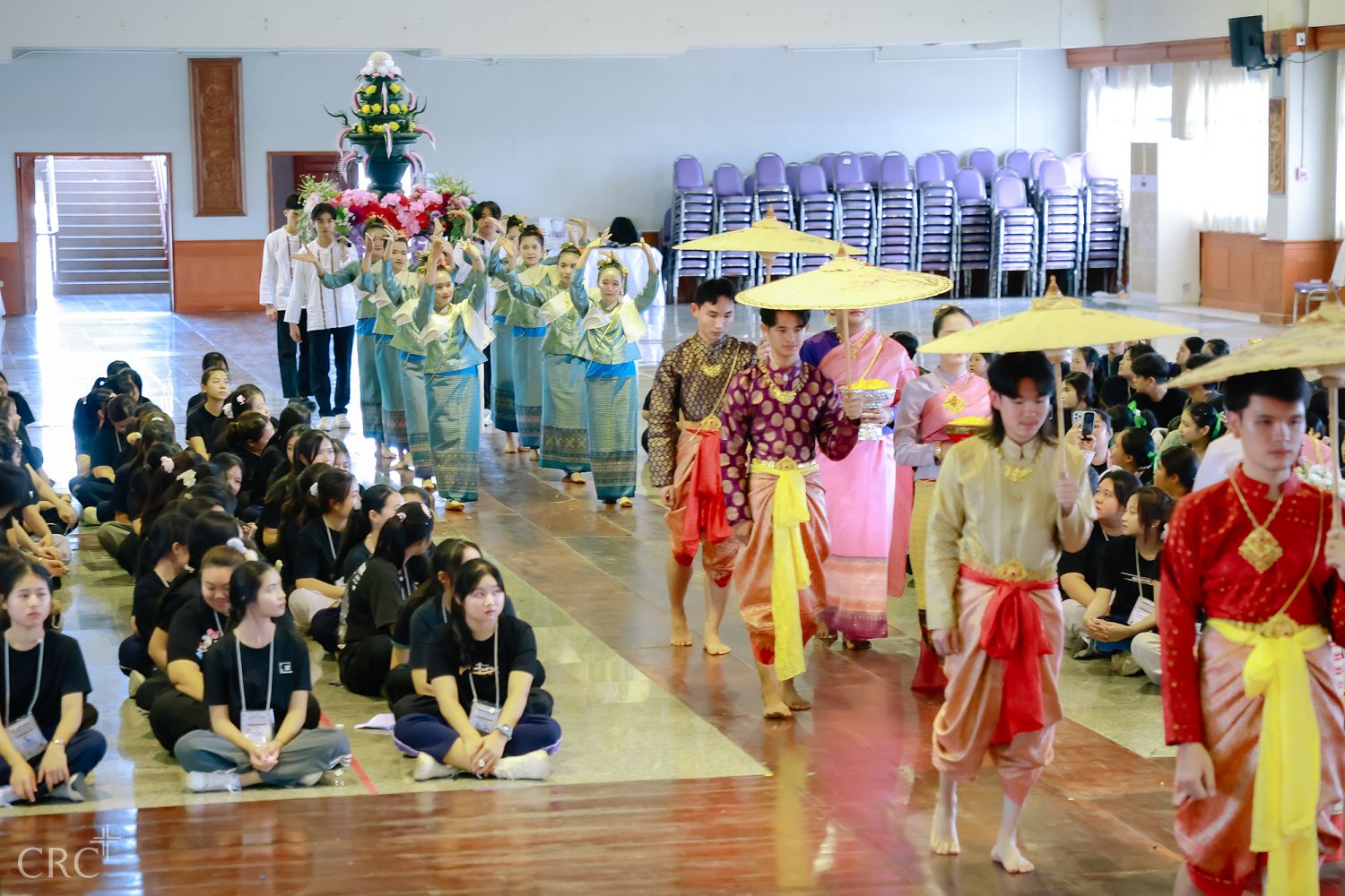 วิทยาลัยเชียงราย จัดพิธีบายศรี ผูกข้อมือ รับขวัญนักศึกษาใหม่ ประจำปีการศึกษา 2569