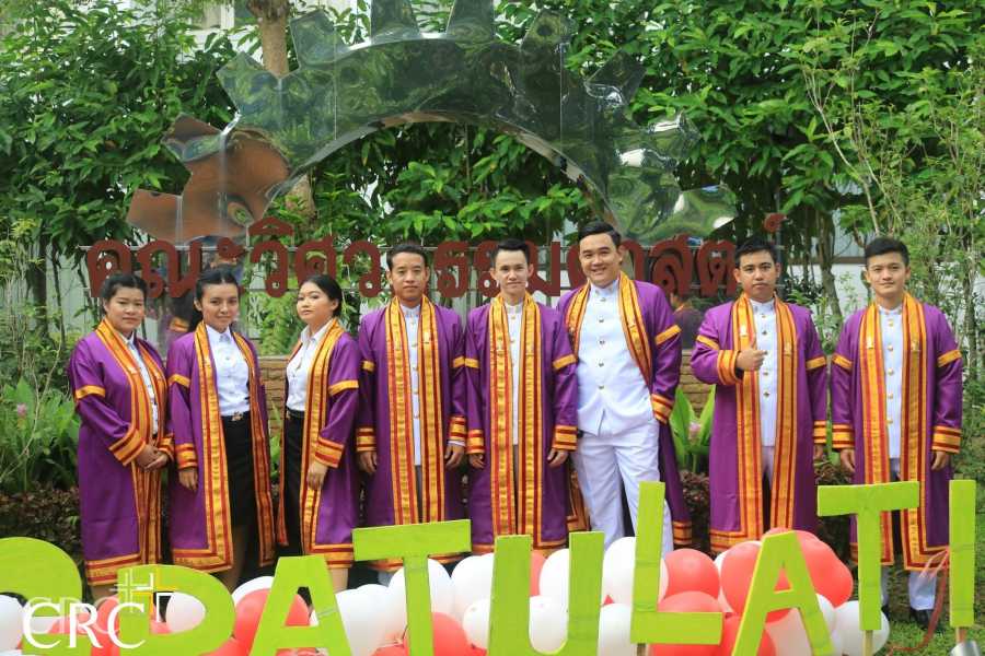 พิธีประทานปริญญาบัตร วิทยาลัยเชียงราย ประจำปีการศึกษา ๒๕๕๘ - ๒๕๖๐ #88