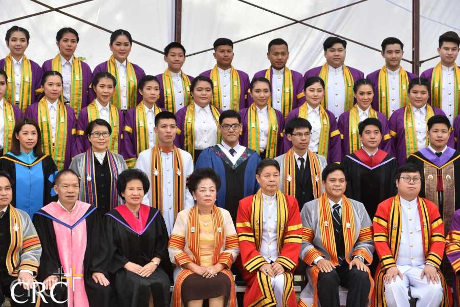 พิธีประทานปริญญาบัตร วิทยาลัยเชียงราย ประจำปีการศึกษา ๒๕๕๘ - ๒๕๖๐ #81