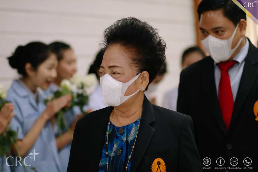 คณะสาธารณสุขศาสตร์ วิทยาลัยเชียงราย จัดพิธีมอบเข็มวิทยฐานะแก่นักศึกษาชั้นปีที่ 4 และพิธีมอบเสื้อกาวน์นักศึกษาปี 2 ประจำปีการศึกษา 2565 #2