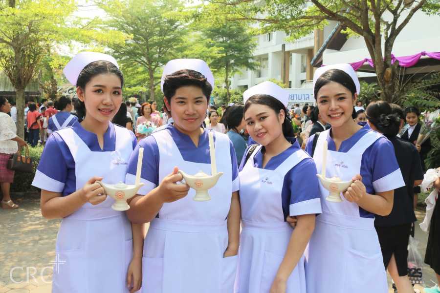 LIVE พีธีมอบหมวกและเข็ม นักศึกษาพยาบาลชั้นปีที่ 2 #95