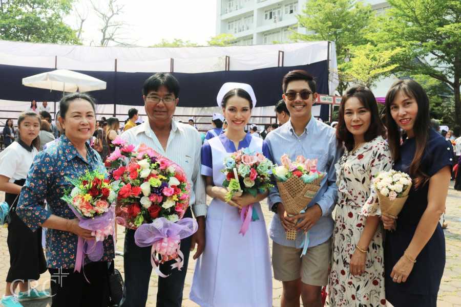 LIVE พีธีมอบหมวกและเข็ม นักศึกษาพยาบาลชั้นปีที่ 2 #126