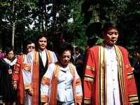 พิธีประทานปริญญาบัตร วิทยาลัยเชียงราย ประจำปีการศึกษา ๒๕๕๘ - ๒๕๖๐ #24